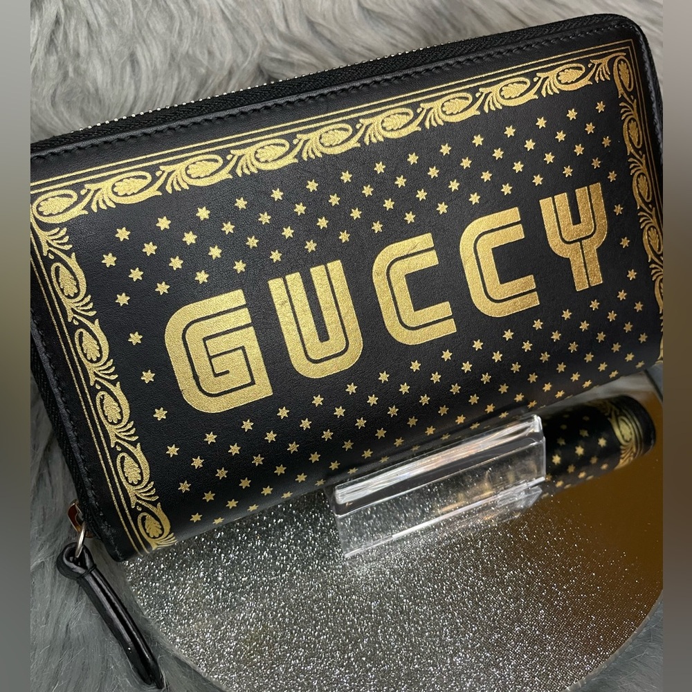 EUC Authentic GUCCI x SEGA Oversized Wallet - Picture 2 of 9